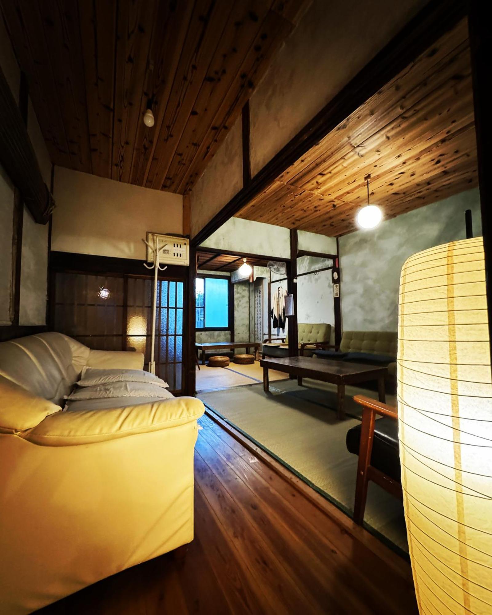 Hostel Otro Mundo Kyoto Exterior photo